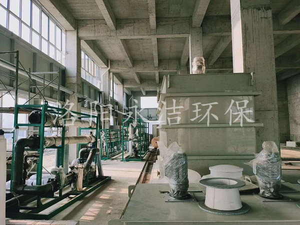 垃圾滲濾液處理設(shè)備好氧池污泥發(fā)黑的原因及解決方法